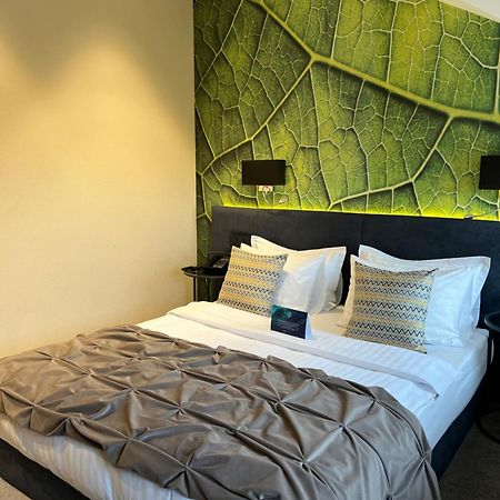 Noble Boutique Hotel Lutsk Eksteriør bilde
