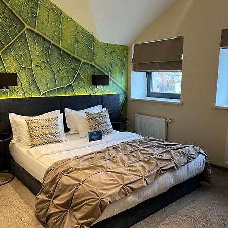Noble Boutique Hotel Lutsk Eksteriør bilde
