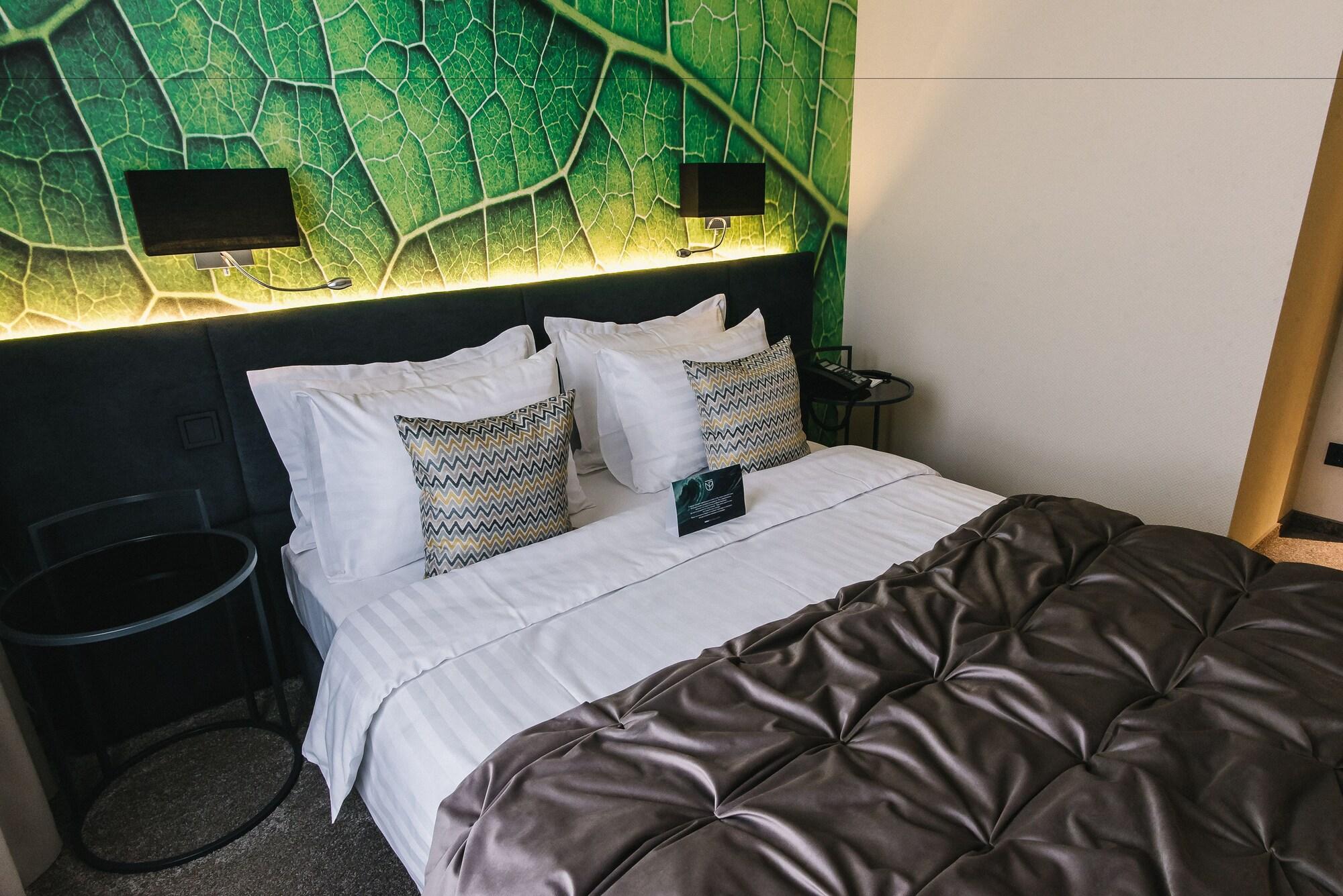 Noble Boutique Hotel Lutsk Eksteriør bilde