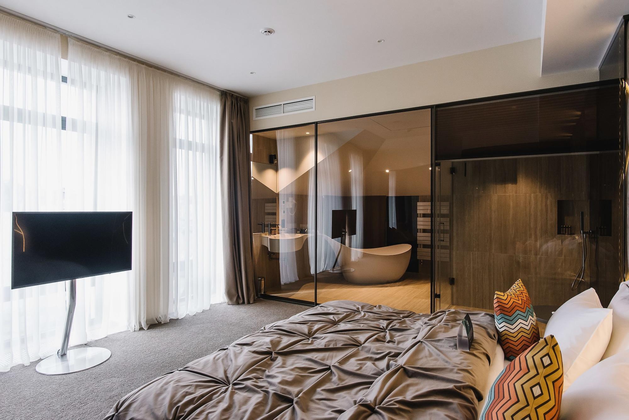 Noble Boutique Hotel Lutsk Eksteriør bilde