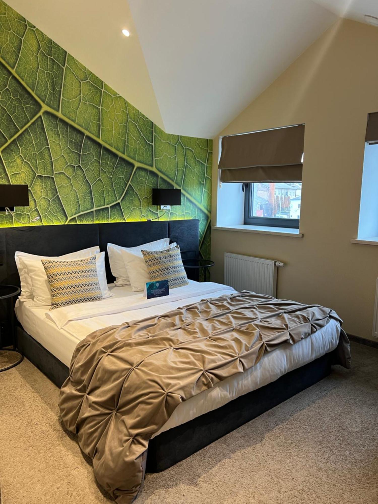 Noble Boutique Hotel Lutsk Eksteriør bilde
