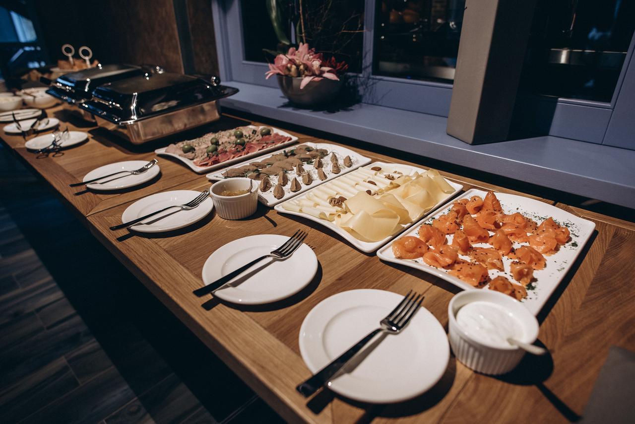 Noble Boutique Hotel Lutsk Eksteriør bilde