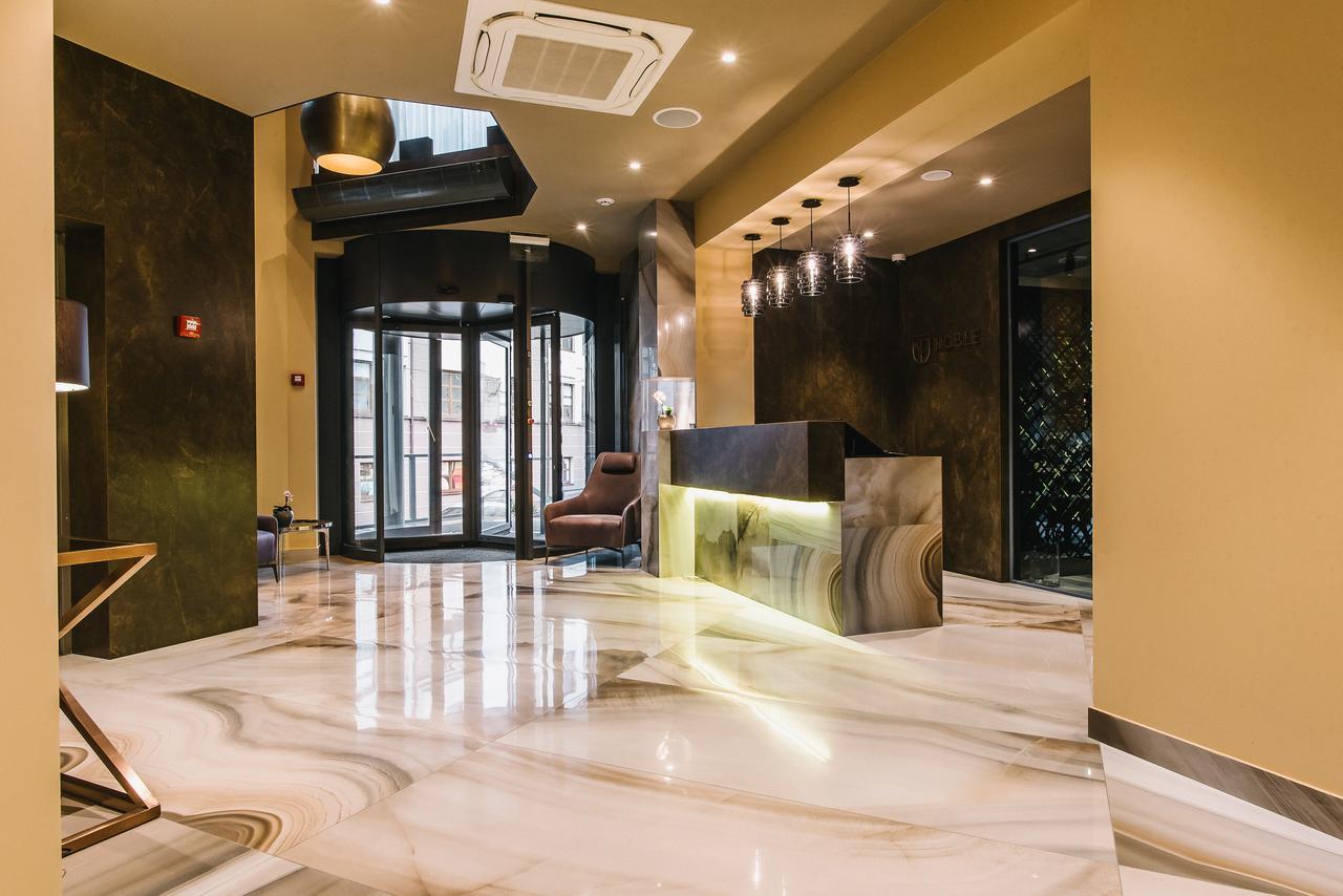 Noble Boutique Hotel Lutsk Eksteriør bilde