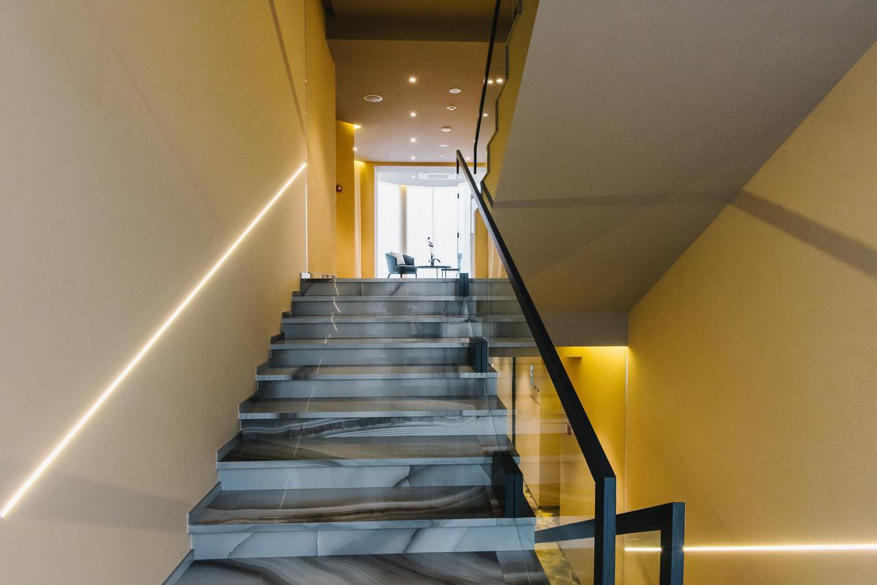 Noble Boutique Hotel Lutsk Eksteriør bilde